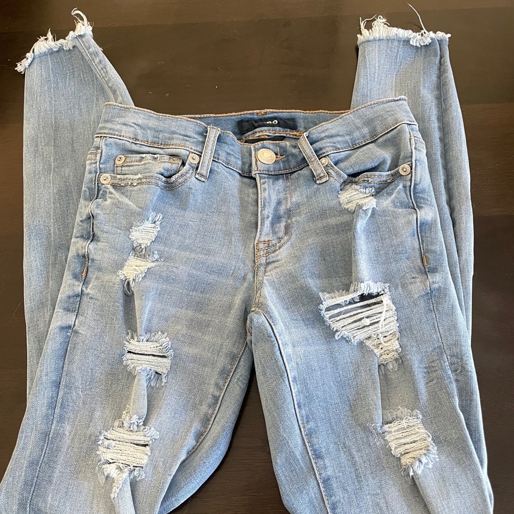 Aero jeans like new size 00 low rise light jeans